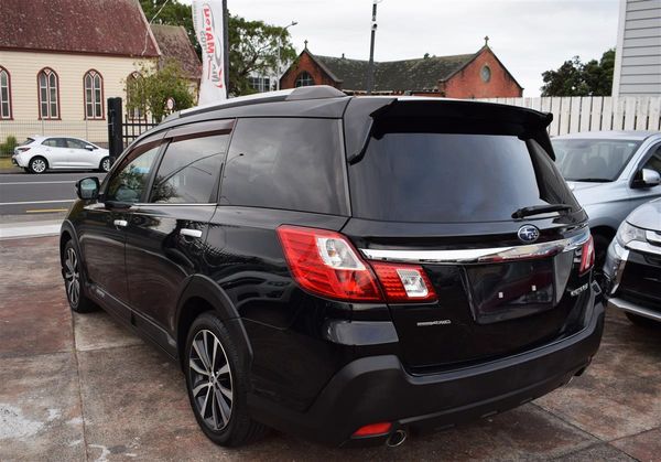 2015 Subaru Exiga CROSSOVER 7 Carousel 7