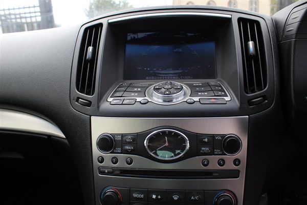 2013 Nissan Skyline 370GT Coupe Sports Carousel 11