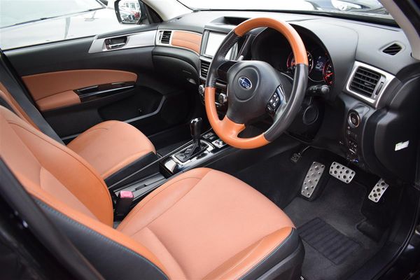 2015 Subaru Exiga CROSSOVER 7 Carousel 14