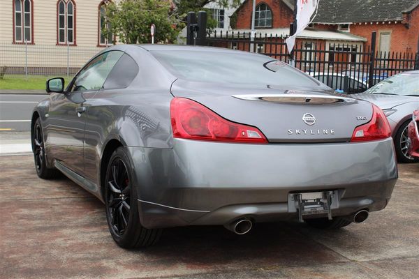 2013 Nissan Skyline 370GT Coupe Sports Carousel 6