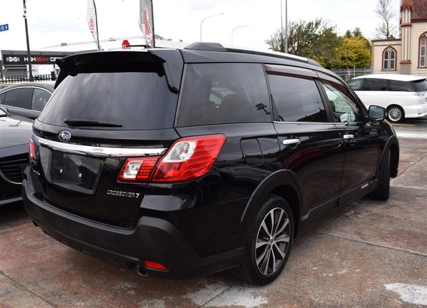 2015 Subaru Exiga CROSSOVER 7 Carousel 5