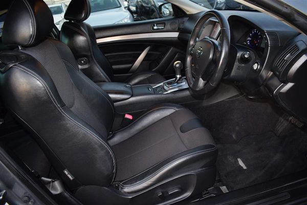 2013 Nissan Skyline 370GT Coupe Sports Carousel 14