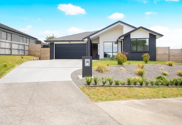 18 Laurelwood Avenue Pukekohe