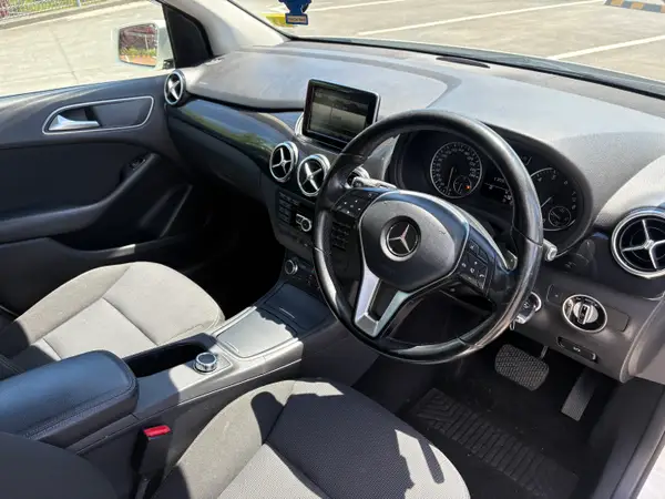 2012 Mercedes-Benz B180 Carousel 4