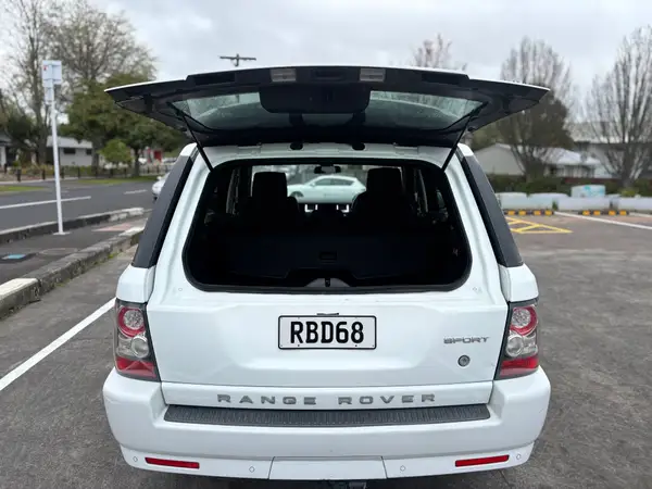 2011 Land Rover Range Rover Sport TDV6 3.0L NZ NEW Carousel 6
