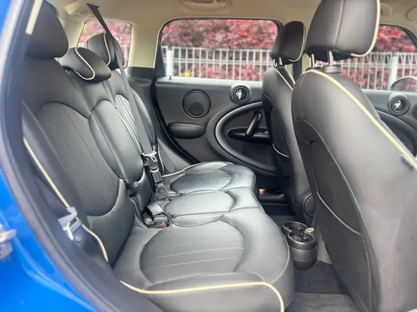2014 Mini Cooper S Carousel 6