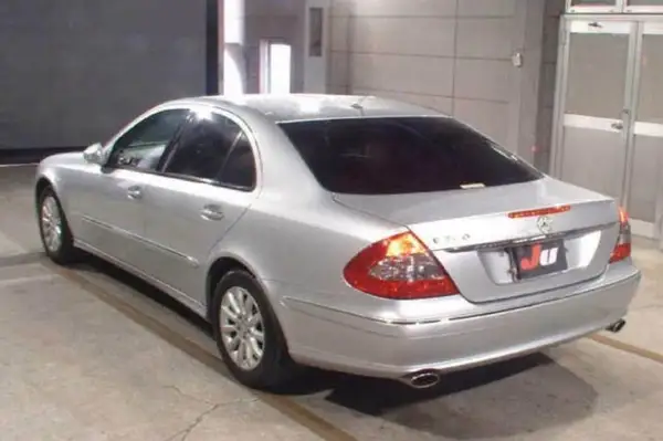 2008 Mercedes-Benz E300 Carousel 2