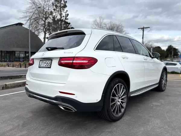 2016 Mercedes-Benz GLC250 4Matic NZ NEW Carousel 2