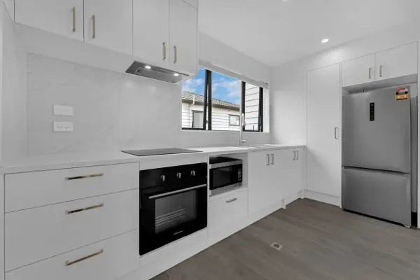 Property Detail