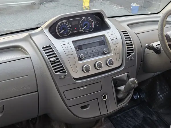 2014 LDV V80 Lwbhr Carousel 1