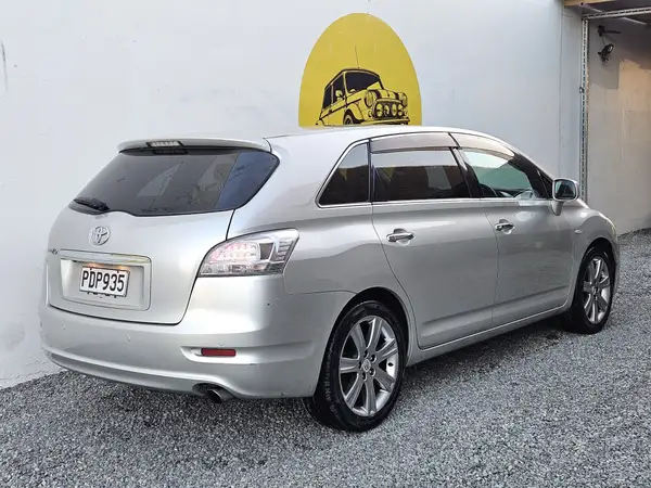 2008 Toyota Mark-X Zio Carousel 3