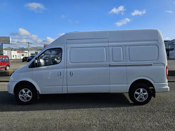 2014 LDV V80 Lwbhr Carousel 7