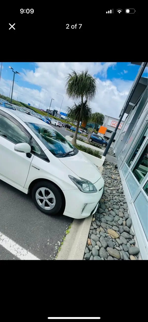 Toyota Prius 2015S Model Carousel 1