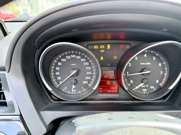 BMW Z4 2013 20i S Drive Carousel 9