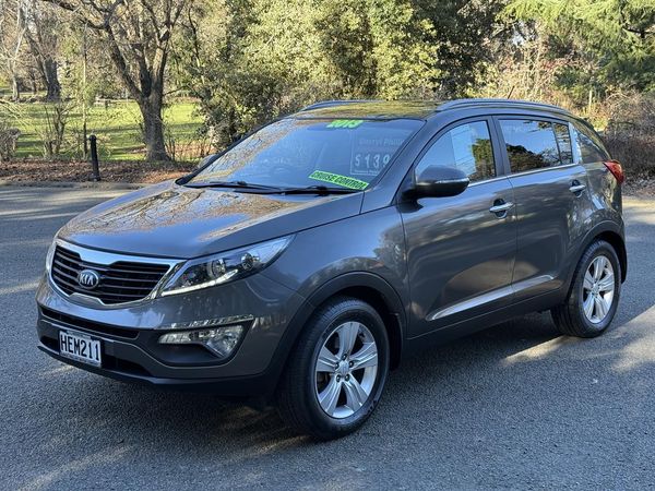 2013 Kia Sportage URBAN EX Carousel 9