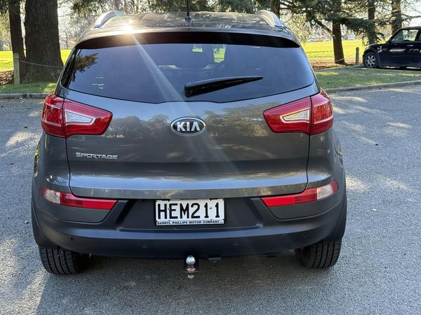 2013 Kia Sportage URBAN EX Carousel 14