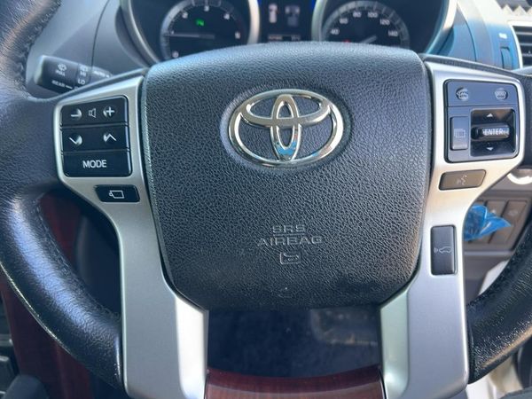 2015 Toyota Land Cruiser Prado TZ-G 4WD Carousel 7