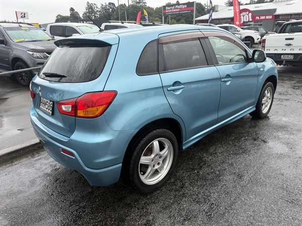 2010 Mitsubishi RVR Carousel 11