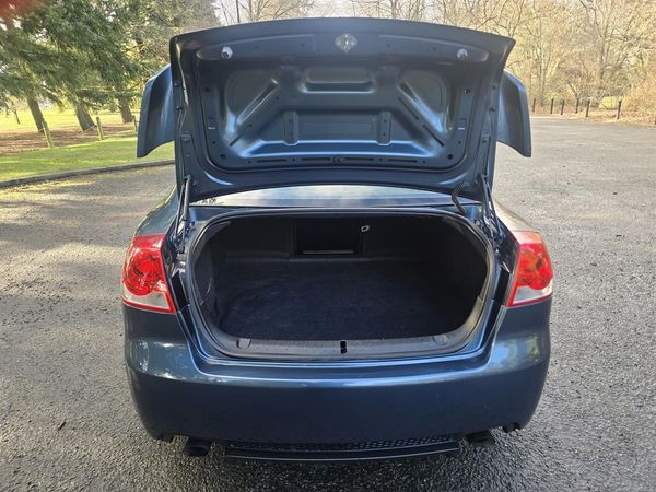 2010 Holden Commodore SV-6 Carousel 7