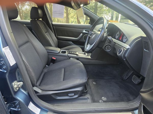 2010 Holden Commodore SV-6 Carousel 2
