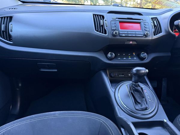 2013 Kia Sportage URBAN EX Carousel 4