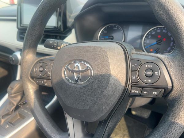 2019 Toyota RAV4 HYBRID Carousel 7
