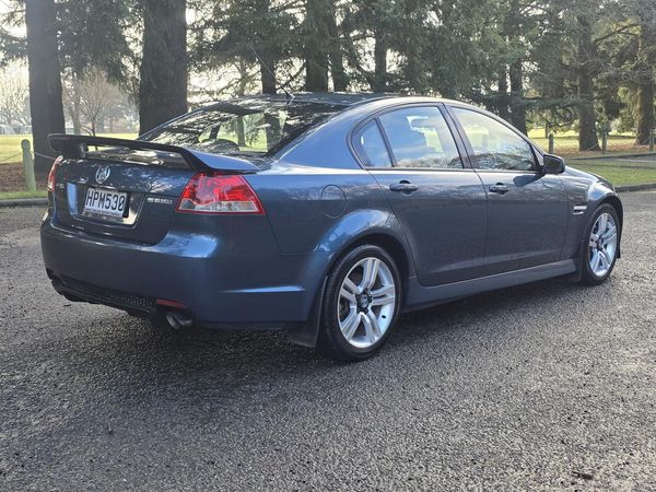 2010 Holden Commodore SV-6 Carousel 11