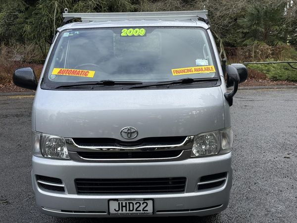 2009 Toyota Hiace Carousel 14