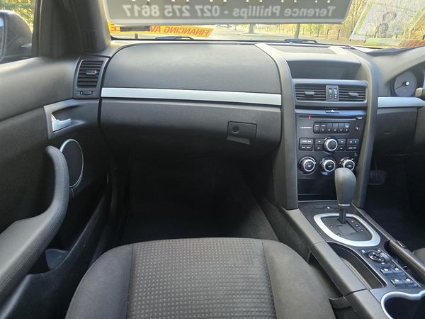2010 Holden Commodore SV-6 Carousel 4