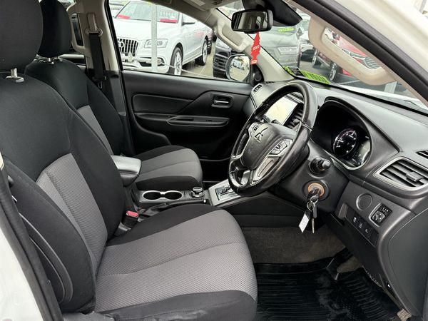 2019 Mitsubishi Triton GLXR 4WD Carousel 2