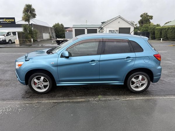 2010 Mitsubishi RVR Carousel 13