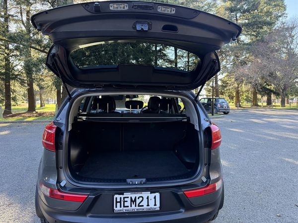 2013 Kia Sportage URBAN EX Carousel 7