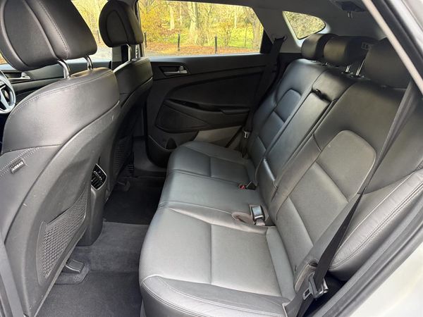 2017 Hyundai Tucson ELITE 2.0 Carousel 5