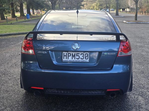 2010 Holden Commodore SV-6 Carousel 14