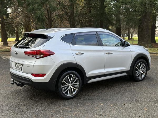 2017 Hyundai Tucson ELITE 2.0 Carousel 11