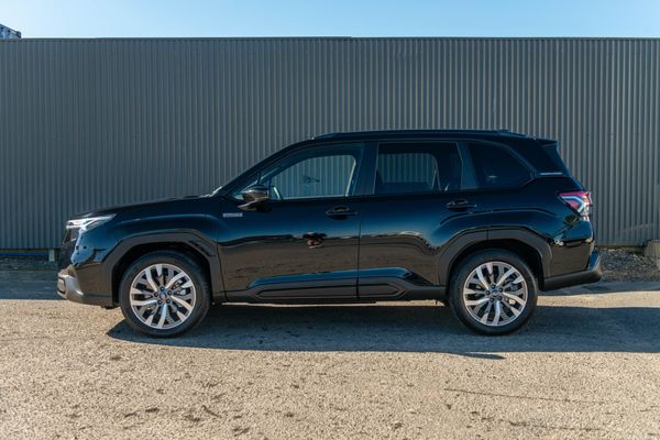 2026 Subaru Forester Hybrid Touring Carousel 8