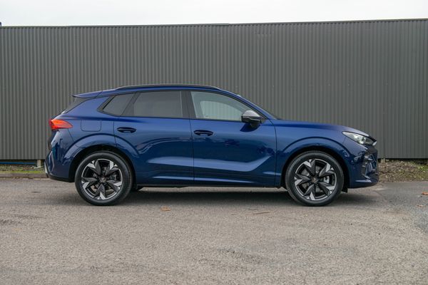 2026 CUPRA Terramar V e-HYBRID 1.5 150kW PHEV Carousel 4