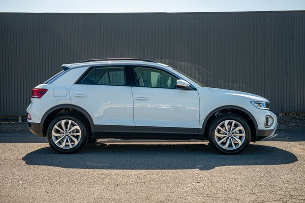 2026 Volkswagen T-Roc Life 1.4 Carousel 4