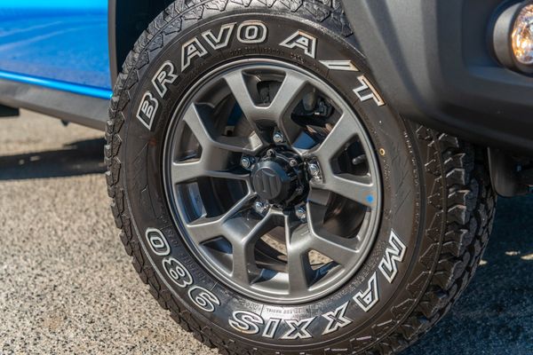 2026 Suzuki Jimny Sierra 1.5P/4Wd/4At Carousel 3