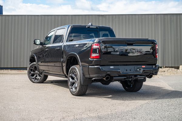 2026 RAM 1500 Limited I6 Rb Night Carousel 2