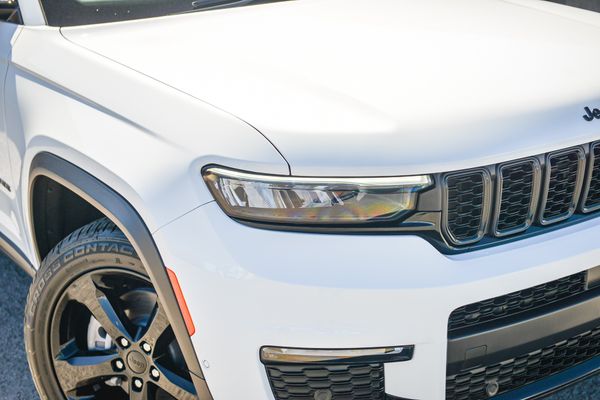 2026 Jeep Grand Cherokee Limited 5-Seat 3.6P Carousel 5