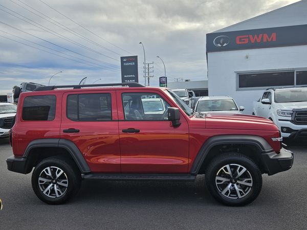 2025 GWM Tank 300 Ultra Diesel 2.4 Carousel 1