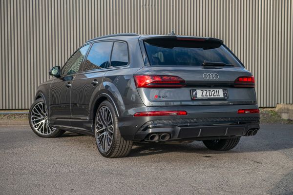 2026 Audi SQ7 4.0TFSI 373kW quattro Carousel 17