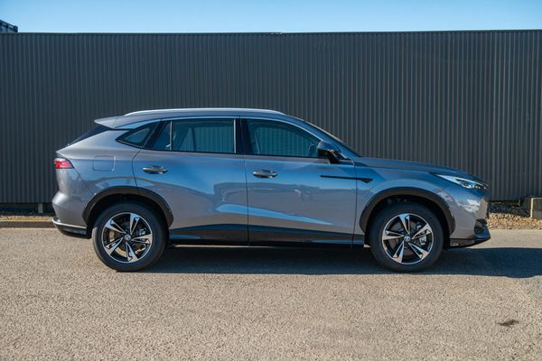 2026 MG HS Excite Hybrid+ Carousel 5