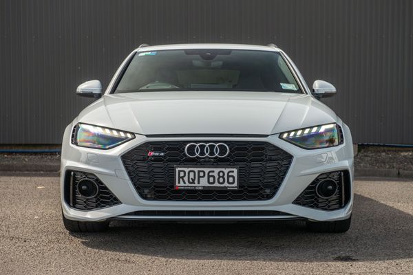2021 Audi RS4 Avant 2.9TFSI 331kW quattro Carousel 1