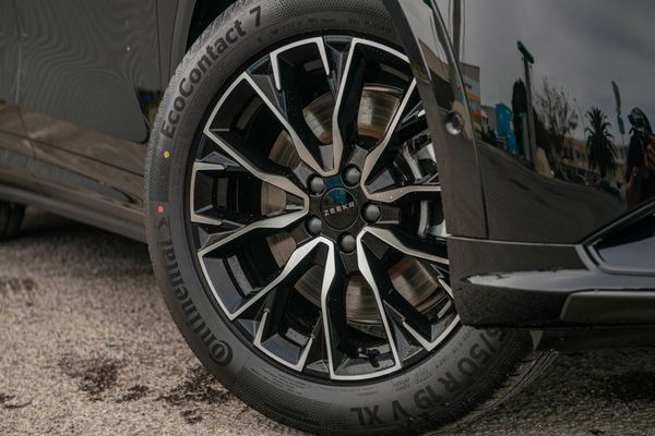 2026 Zeekr 7X LR RWD 100Kwh Carousel 4