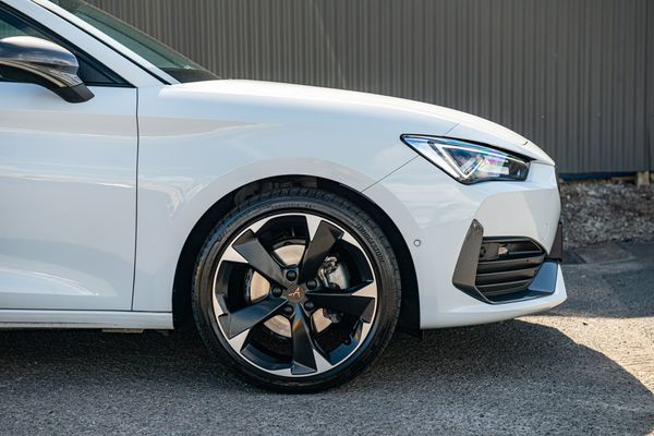 2024 CUPRA Leon V Sportstourer 1.5 110kW MHEV Carousel 6