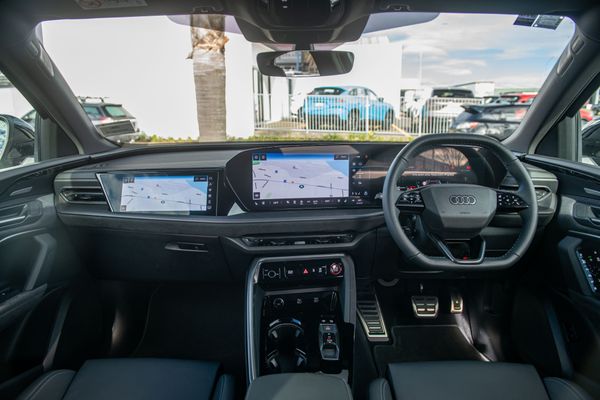 2026 Audi SQ5 3.0TFSI 270kW MHEV+ Sportback quattro Carousel 11
