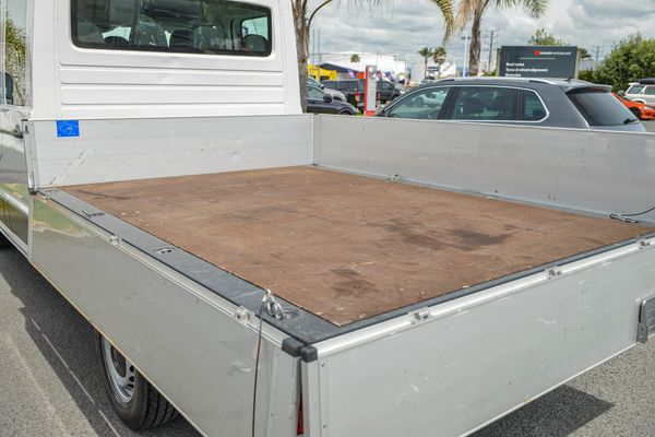 2024 Volkswagen Crafter 35 MWB 103 2.0 Flat Deck Carousel 13