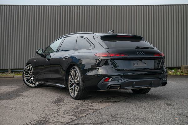 2026 Audi A6 3.0TFSI 270kW MHEV+ quattro Avant Carousel 8